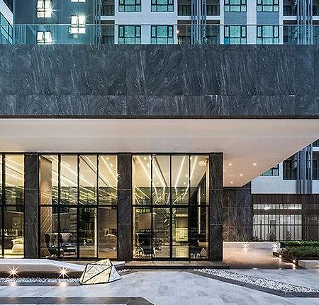 The Base Pattaya By Feng Apartment Exterior photo