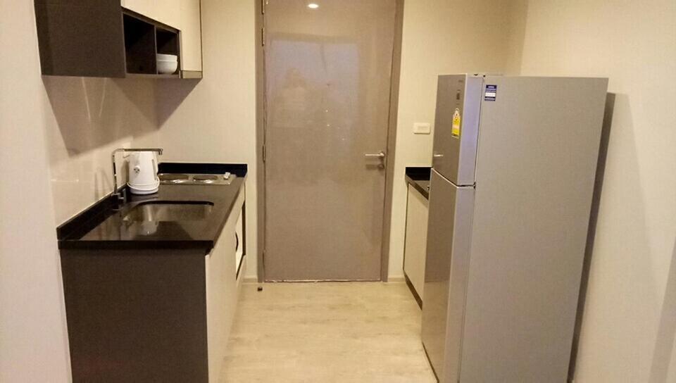 The Base Pattaya By Feng Apartment Exterior photo