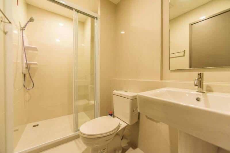 The Base Pattaya By Feng Apartment Exterior photo